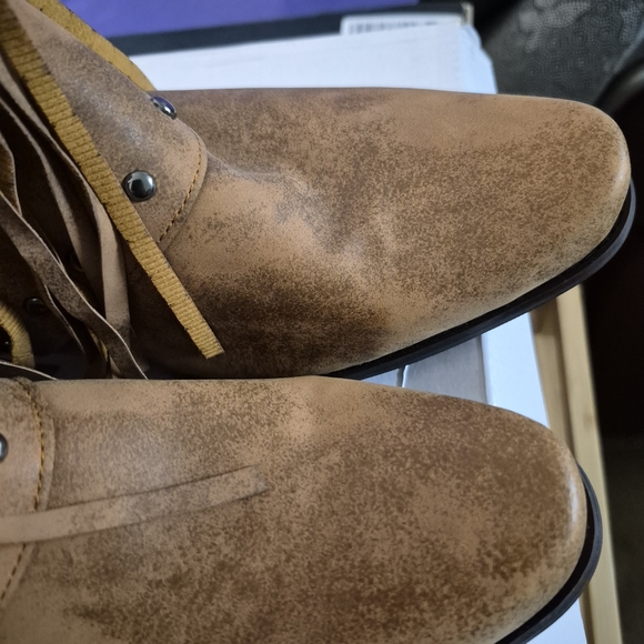 Fringed Western Boots with Star Accents Size 10.5 - Picture 3 of 6